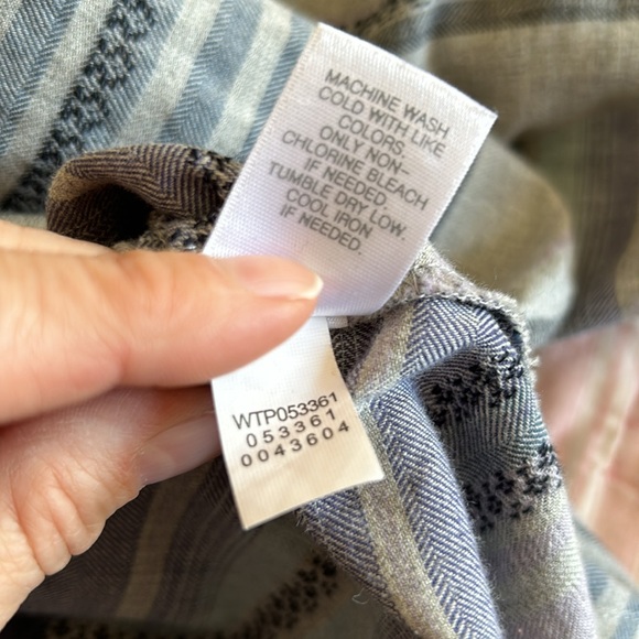 J. Jill Aztec Gray Blue Stripe Popover Half Button Blouse Top 100% Cotton Medium - Picture 7 of 12